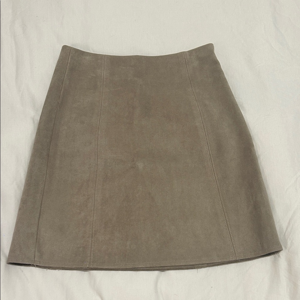 Aritzia Babaton Chic Tan Suede Mini Skirt